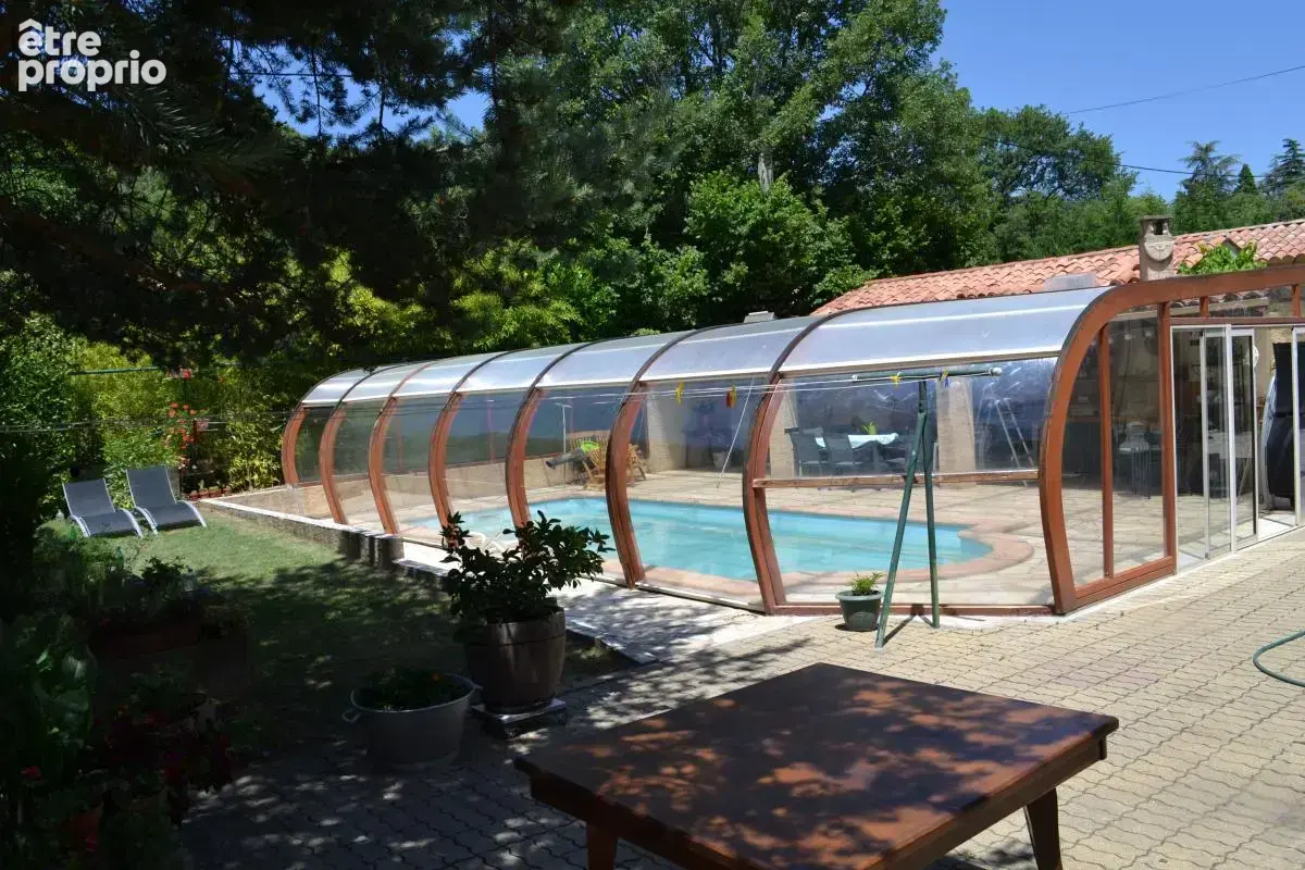 Villa familiale – dépendance – grand terrain arboré – piscine - photo 4