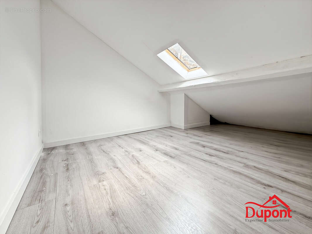 Maison 100 m² à Revin  - photo 8