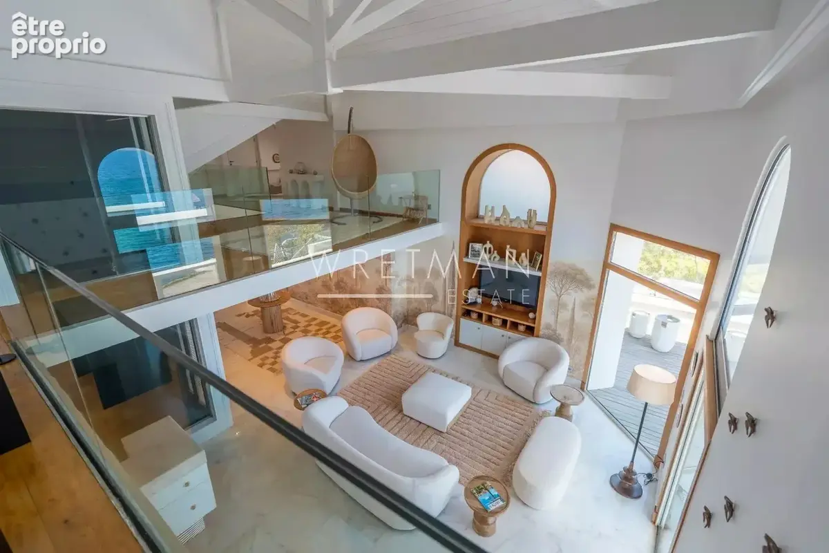 Vente par enchère privée : Domaine d'exception en bord de mer avec garage à bateau - photo 7