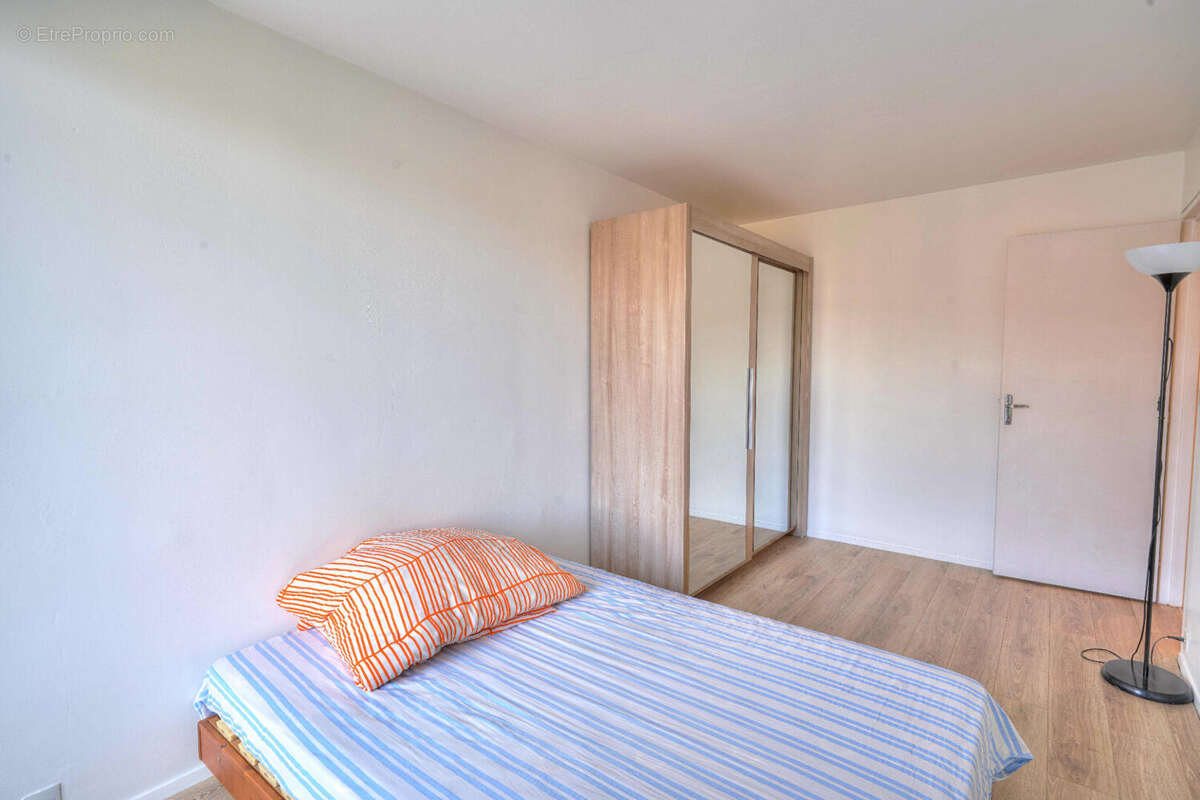 Appartement à NANTERRE