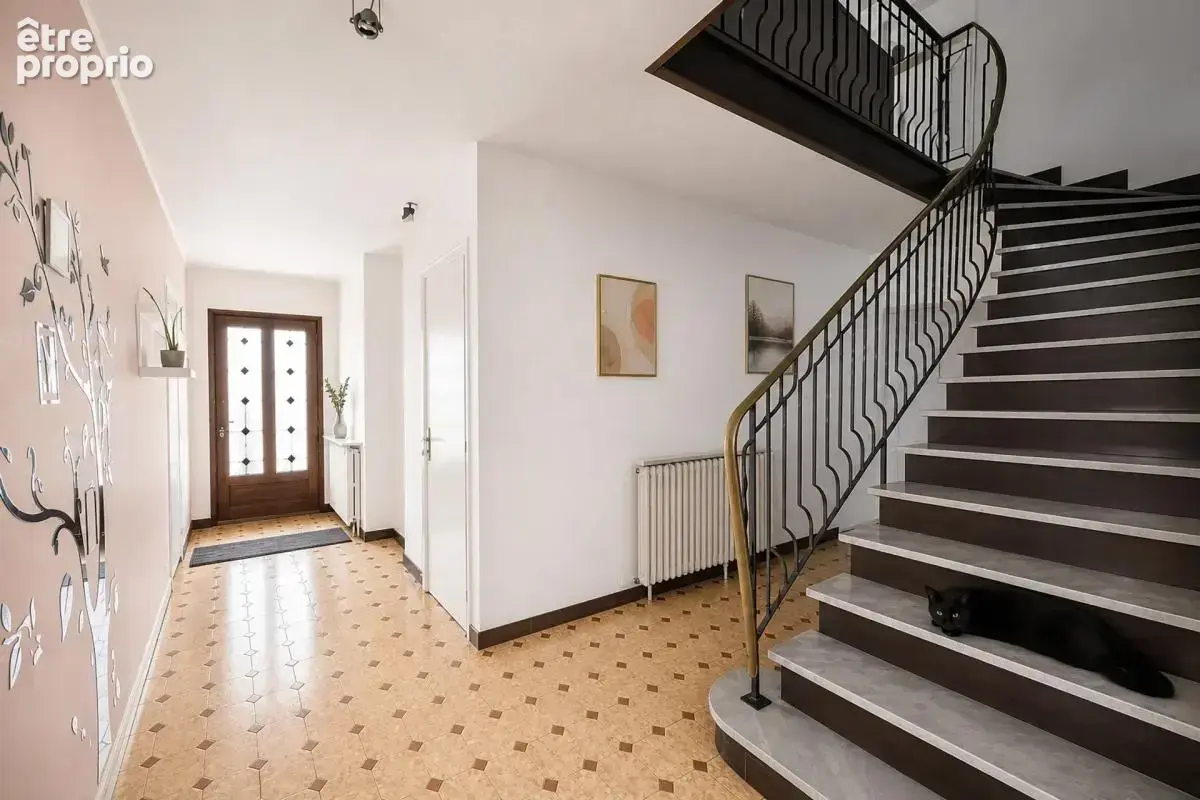 Maison de 280 m² à Perrigny - photo 18