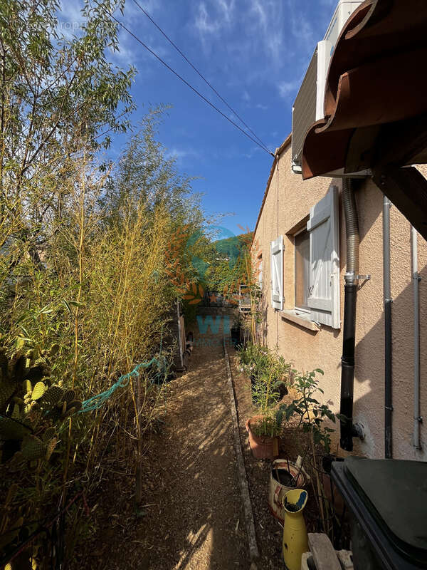 Maison de plain pied avec petite piscine - photo 5