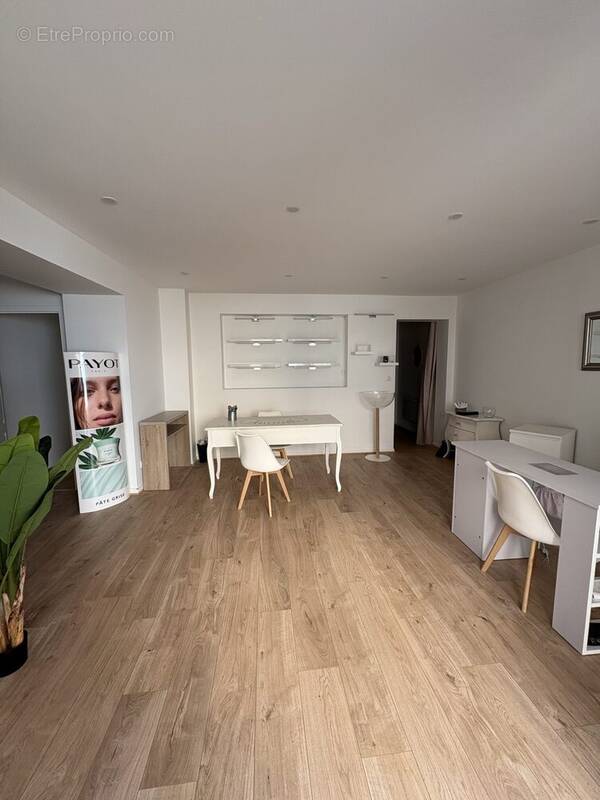 Appartement à CHALAMONT