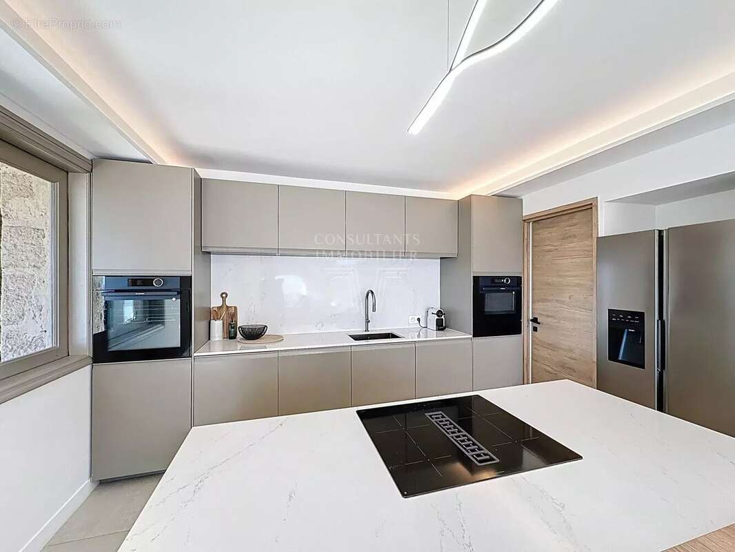 Maison à MANDELIEU-LA-NAPOULE