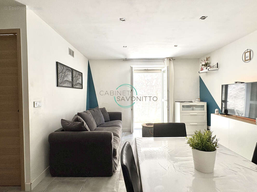 Appartement à MARSEILLE-7E