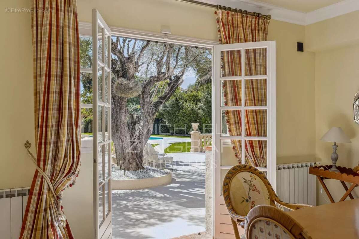 Maison à ANTIBES
