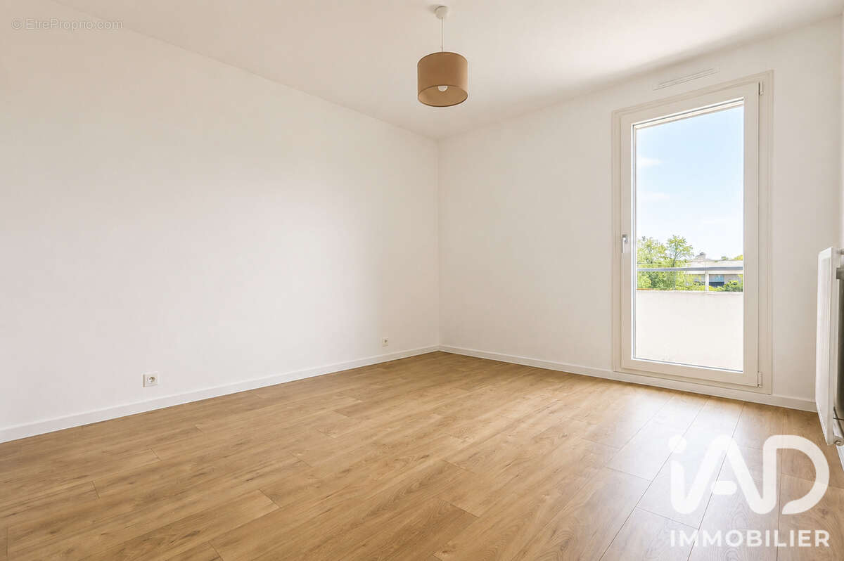 Appartement 65 m² à Angers  - photo 4