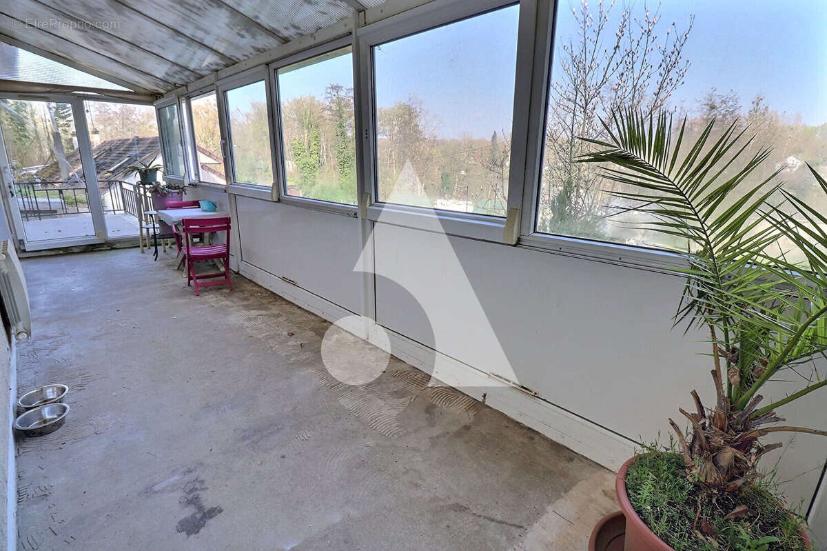 Maison à MERY-SUR-OISE