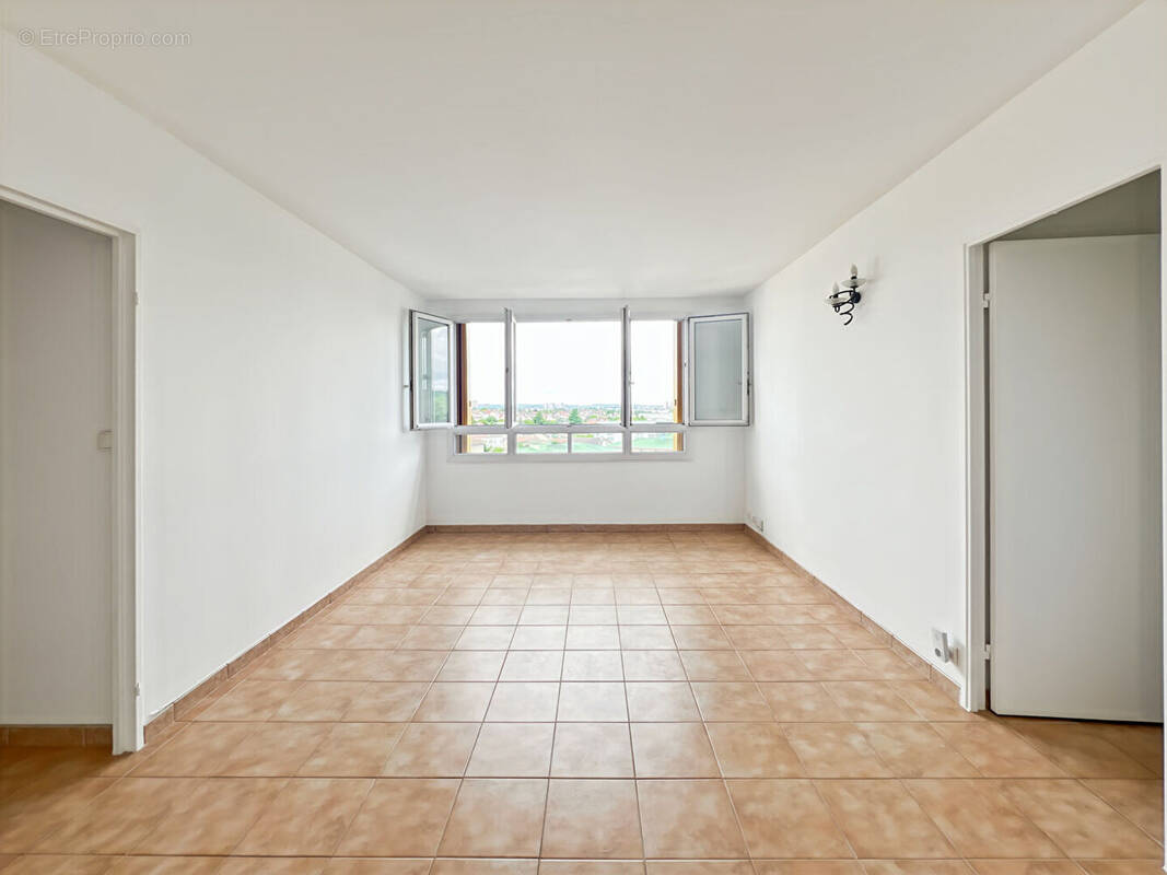 Appartement à MANTES-LA-JOLIE