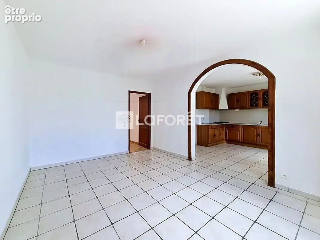 Ensemble immobilier à Méan-Penhoët (maison plain-pied et local commercial) - photo 3