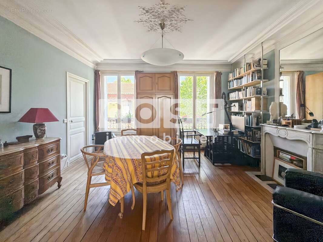 Appartement à BOIS-COLOMBES