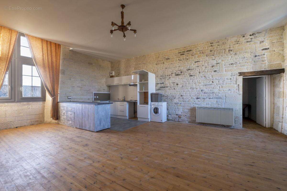 Maison à BEAUVOIR-SUR-NIORT
