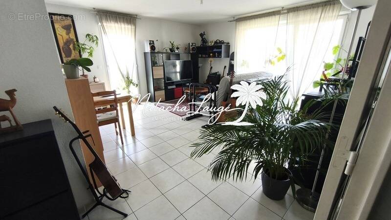 Appartement à CHATEAUNEUF-LES-MARTIGUES