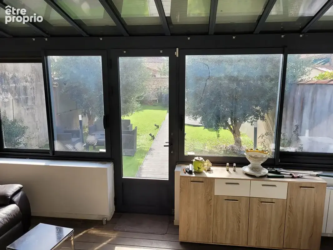 ROCHEFORT  quartier voltaire maison de 110 m² de type 3 avec véranda - jardin intime - photo 9