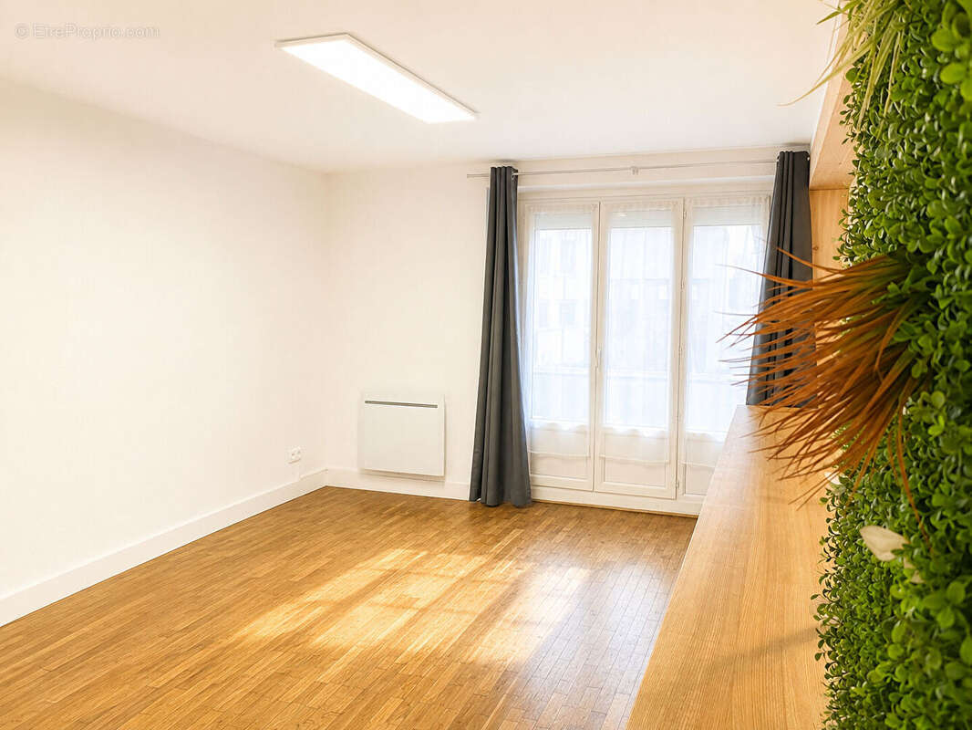 Maison 105 m² - 2 chambres et garage à Cramans - photo 5
