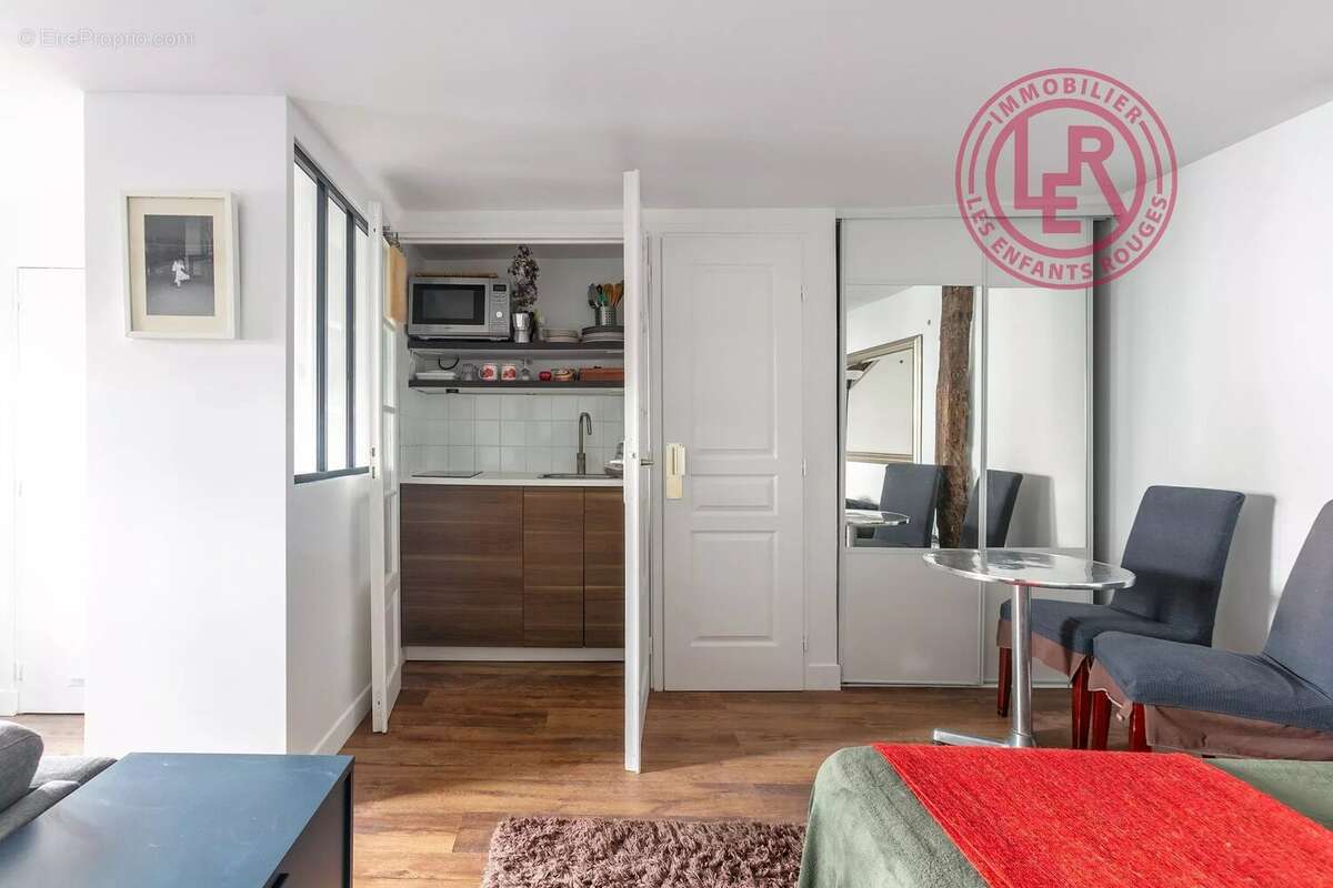 Appartement à PARIS-11E