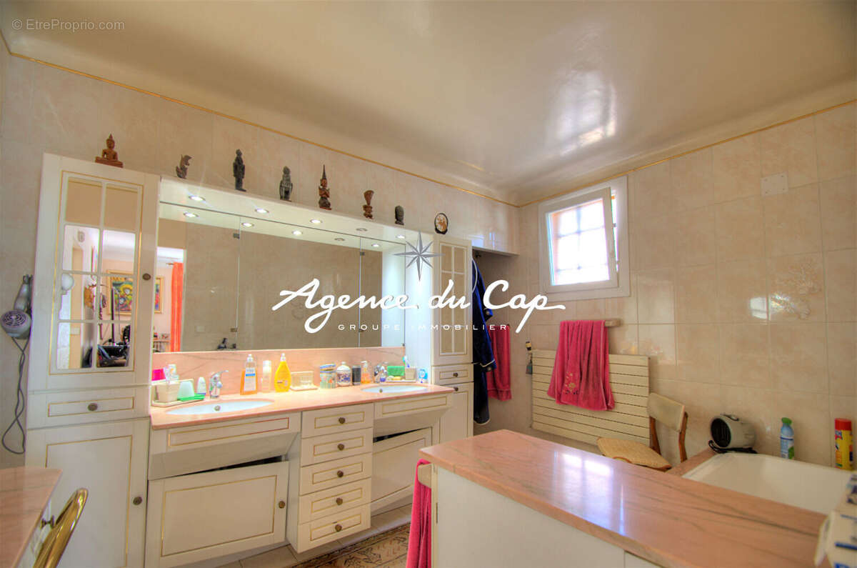 Maison à SAINT-RAPHAEL