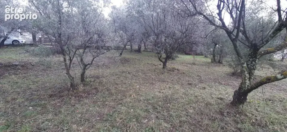 Terrain 641 m² à Draguignan  - photo 1