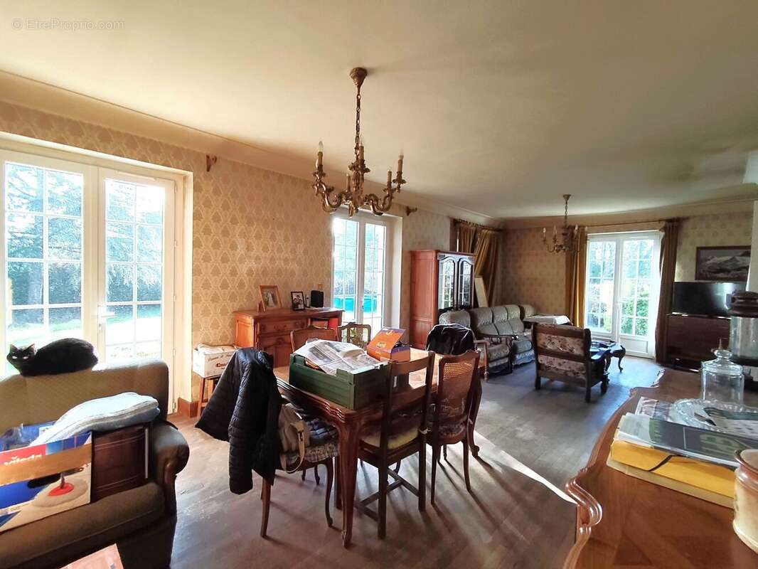 Maison à MONTEMBOEUF