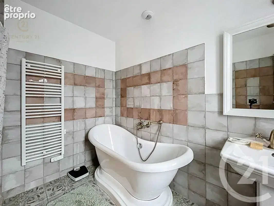 Maison 90 m² à Septeme  - photo 11