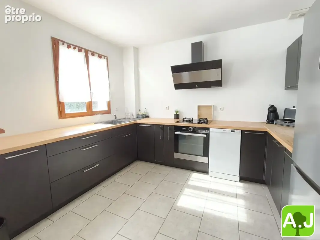 Maison 4 pièces 80 m² à vendre à Ezy-Sur-Eure (27530) - photo 6