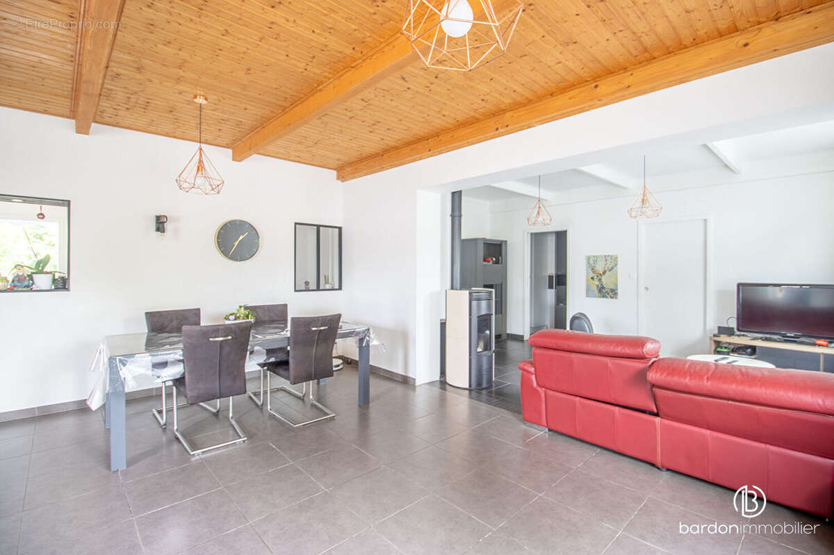 Maison à SAINT-HILAIRE-DE-RIEZ