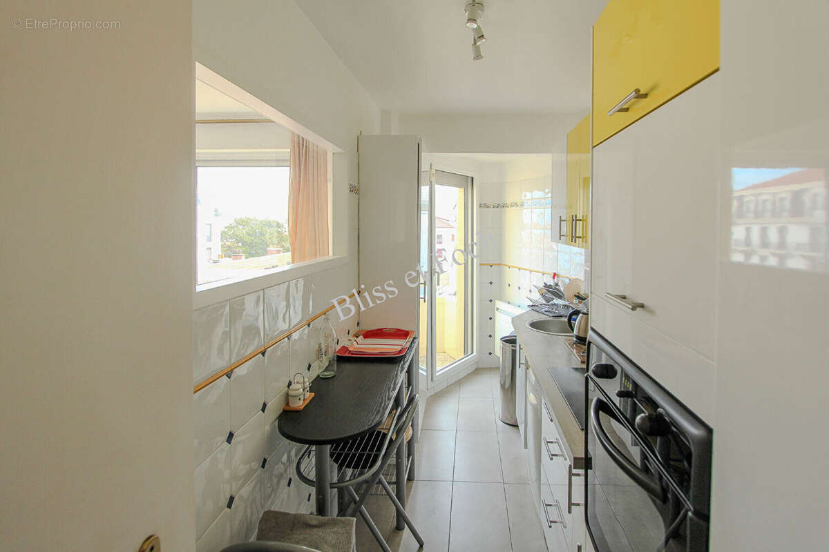 Biarritz hyper centre superbe appartement lumineux  terrasse ? garage - photo 4