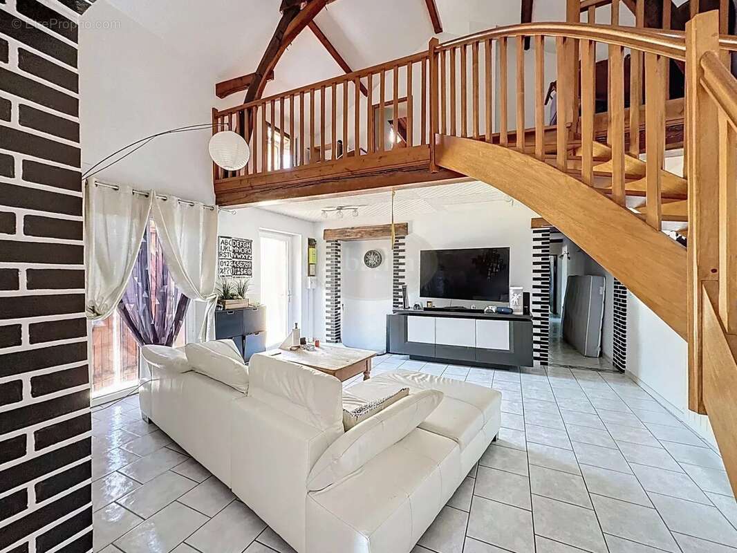 Maison à VIC-EN-BIGORRE