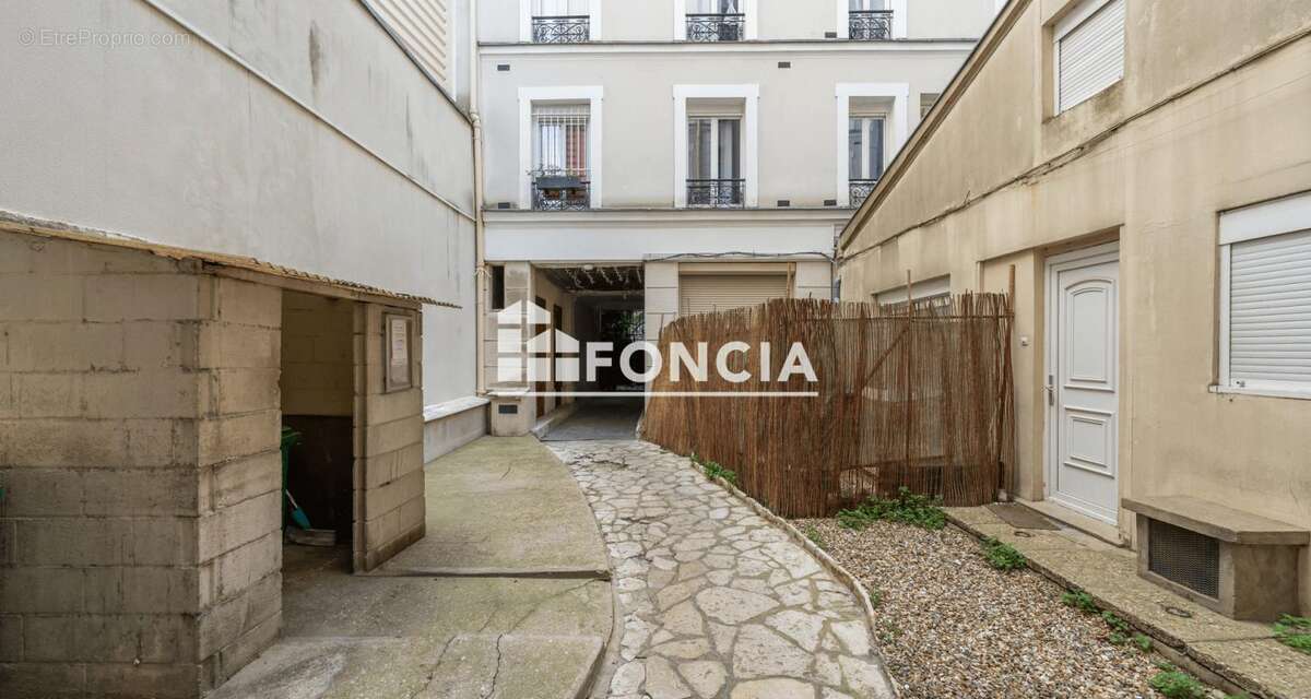 Appartement à PARIS-19E