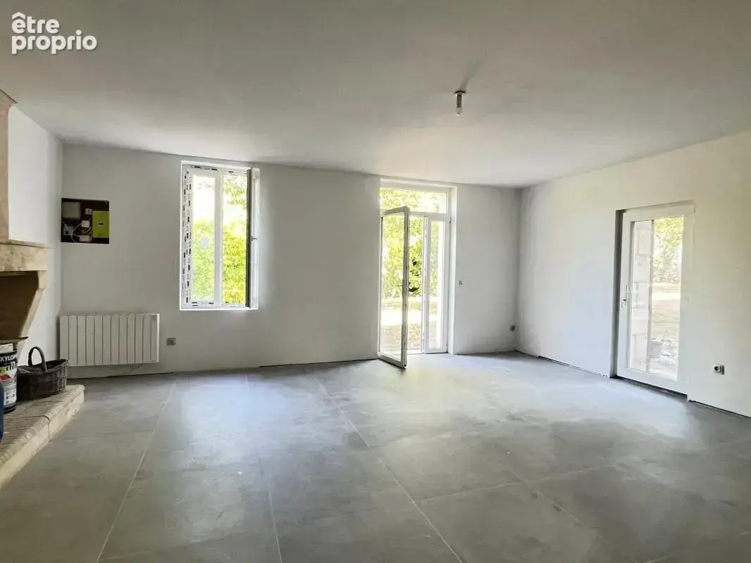 Maison de 6 pièces de 145 m² à Lugaignac - photo 3