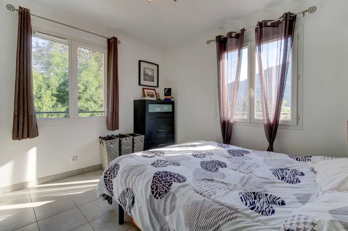 Maison à SAINT-MARTIN-DU-VAR