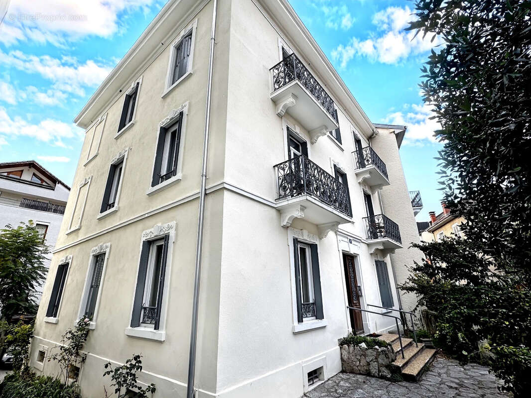 Appartement à AIX-LES-BAINS