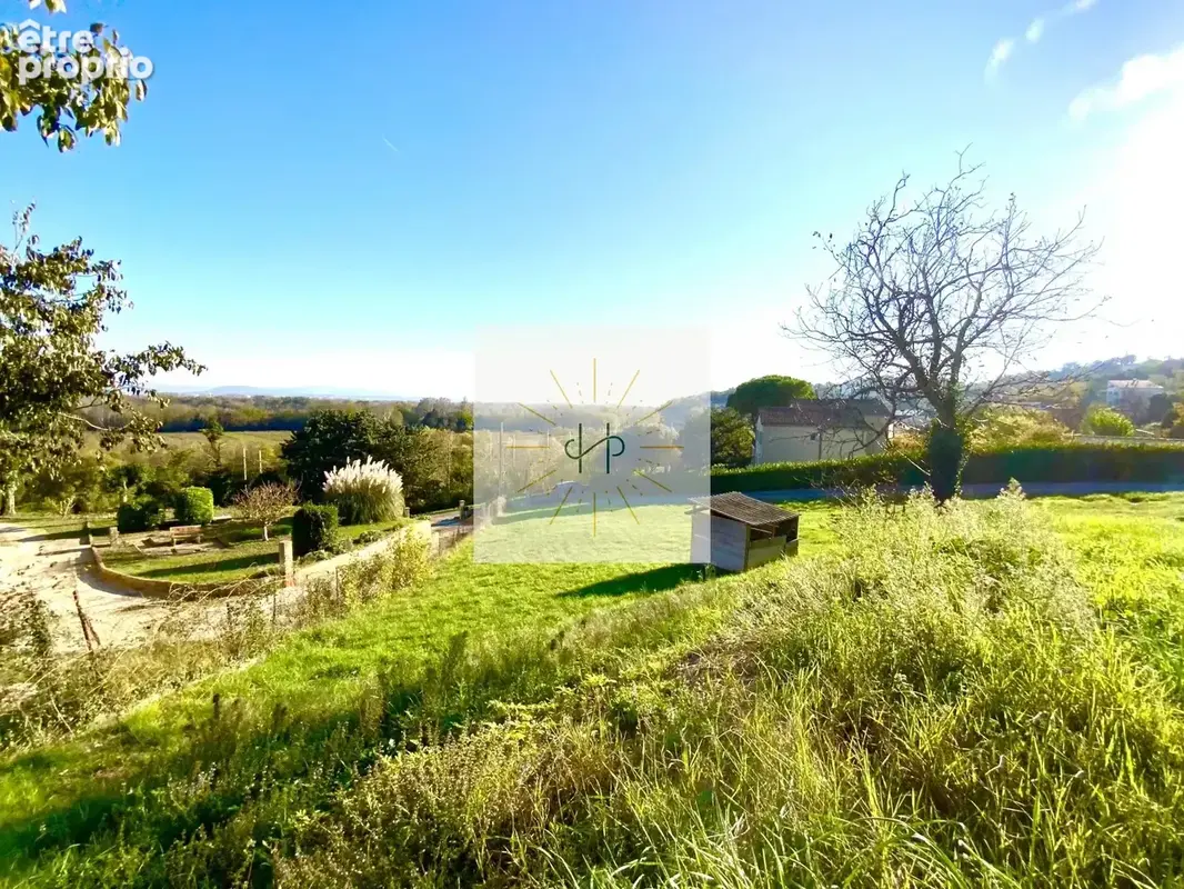 Terrain à ROCHEMAURE