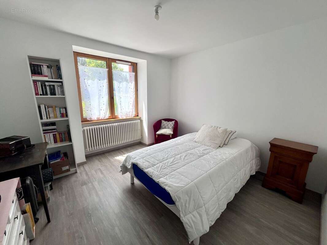 Maison à SAINT-CHELY-D&#039;APCHER