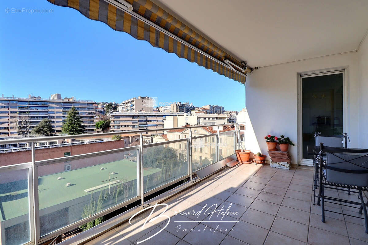 Appartement à MARSEILLE-8E