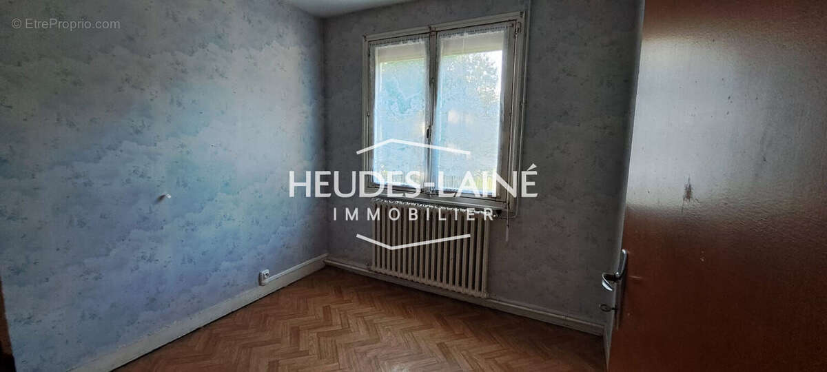 Maison à SAINT-HILAIRE-DU-HARCOUET