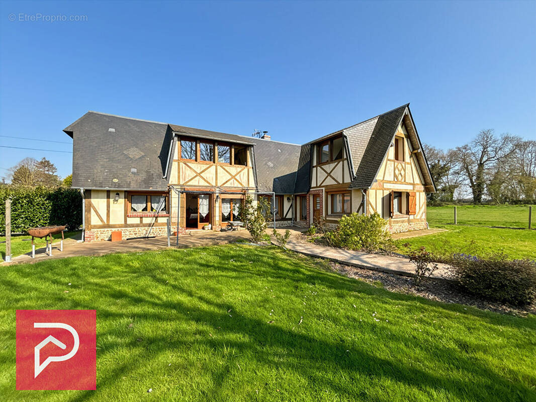 Maison à BERNAY