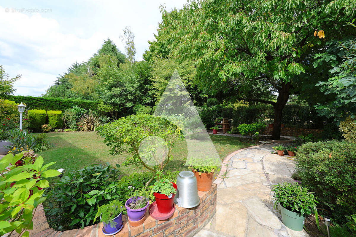 Maison à SAINT-GERMAIN-LES-CORBEIL