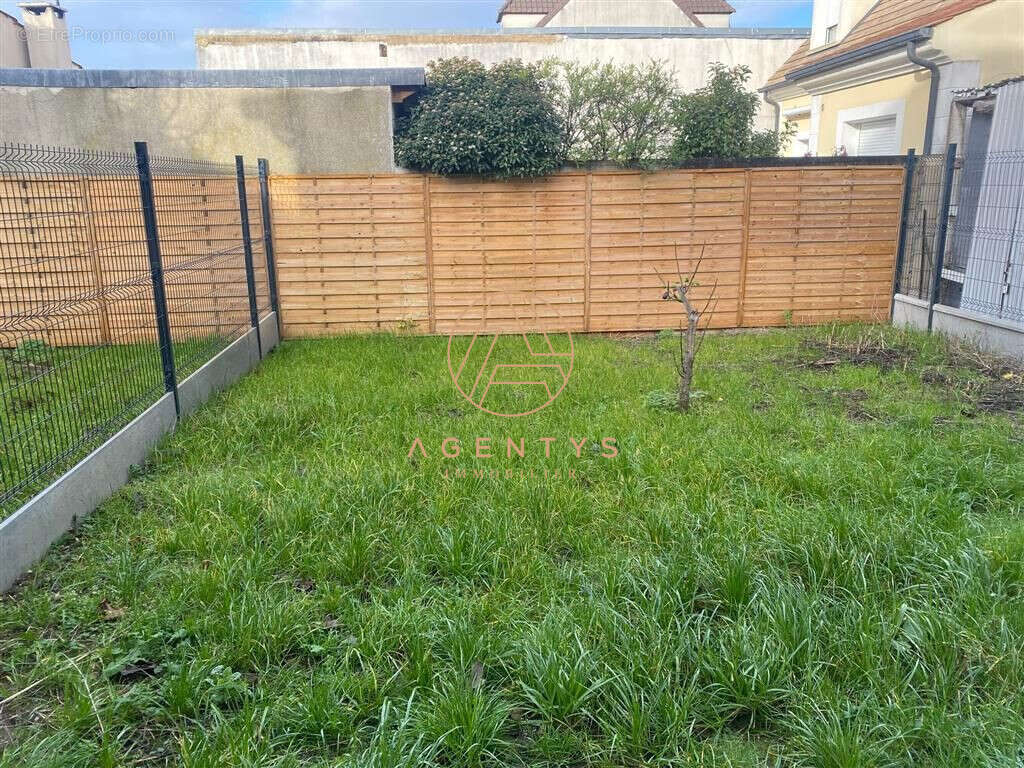 Maison à CHAMPIGNY-SUR-MARNE