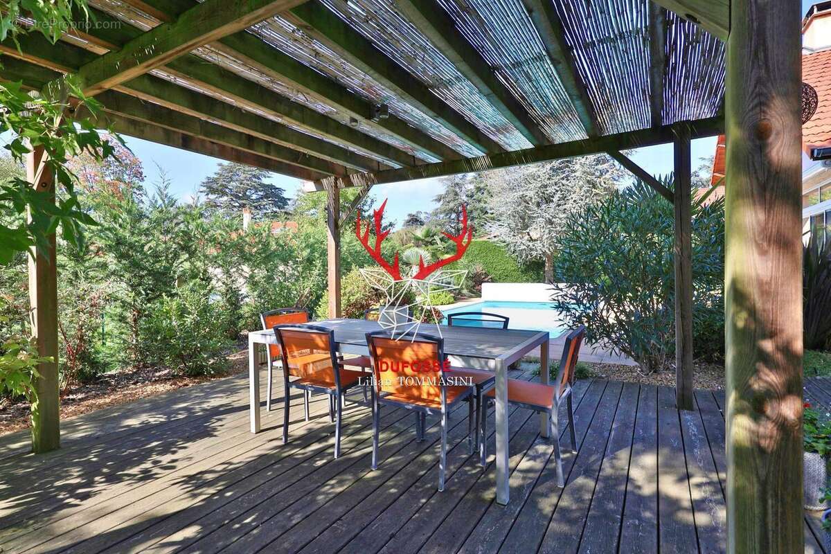 Photo 6 - Maison à LA TOUR-DE-SALVAGNY