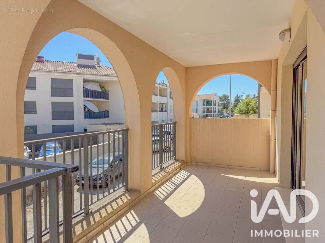 Photo 1 - Appartement à SAINT-MAXIMIN-LA-SAINTE-BAUME
