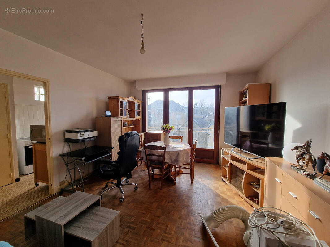 Appartement à BRIVE-LA-GAILLARDE