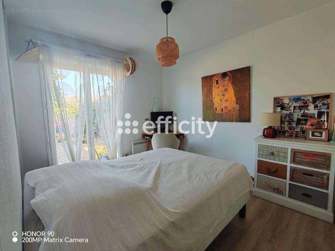 Appartement à MARSEILLE-16E
