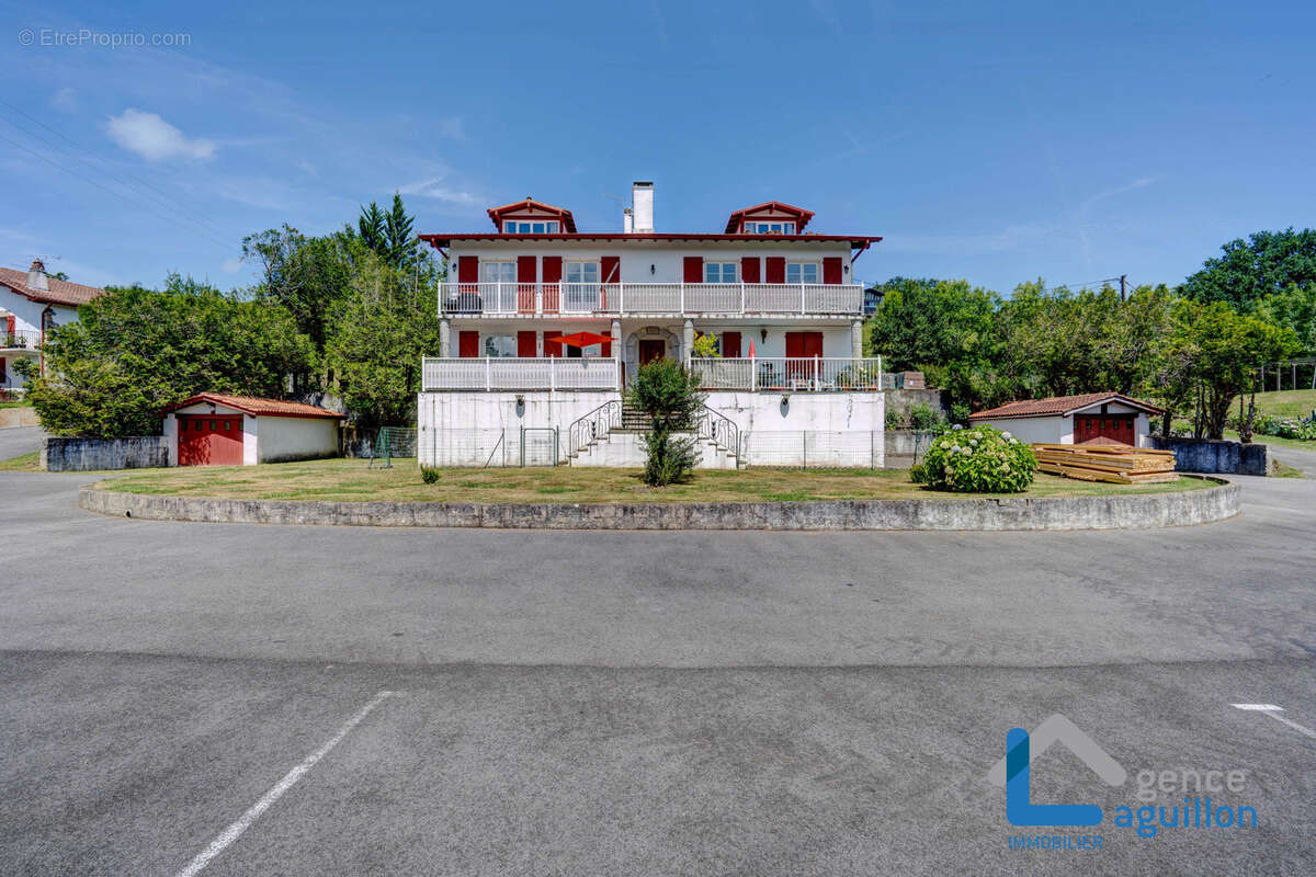 Appartement à SAINT-PEE-SUR-NIVELLE