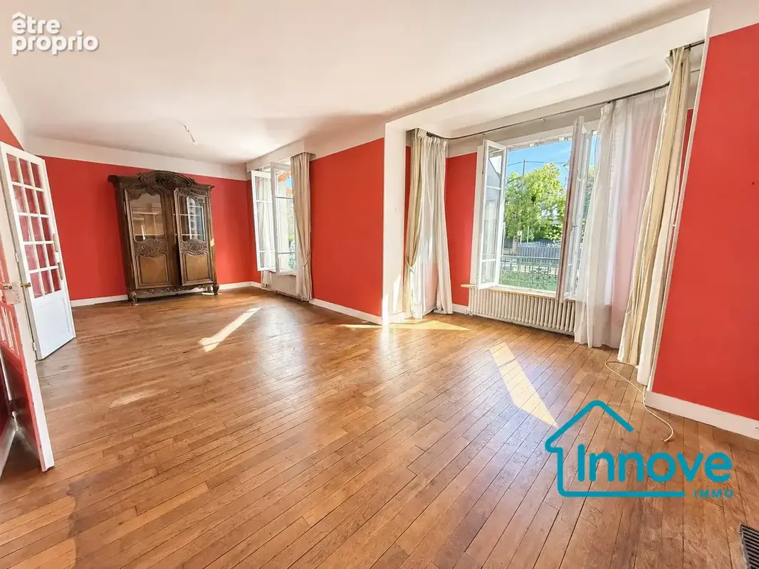 Maison 8 pièces 180 m² à vendre à Rocquencourt (78150) - photo 4