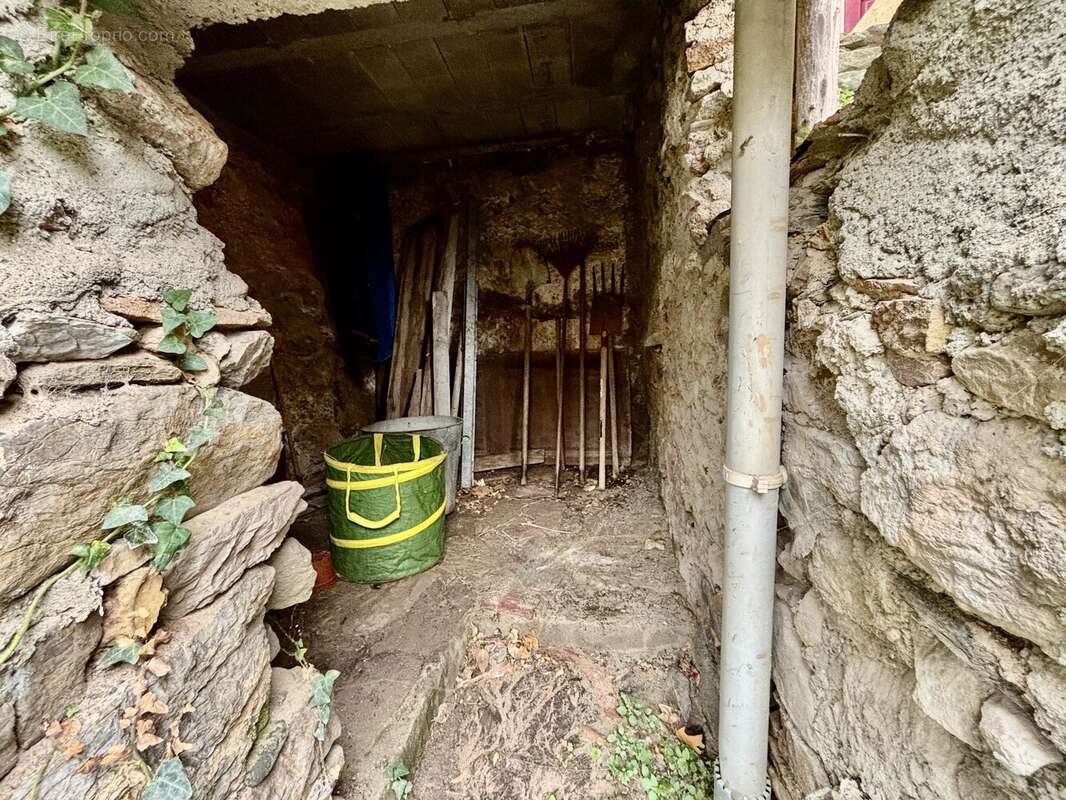 Maison à CAUNES-MINERVOIS