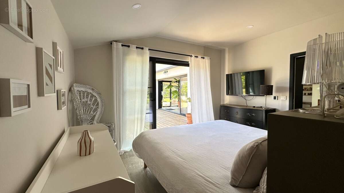 Maison à SAINT-MARTIN-DE-SEIGNANX