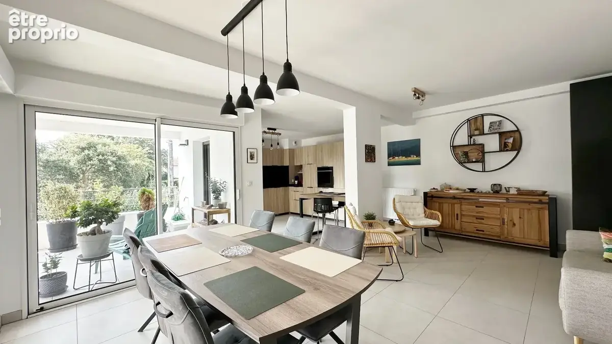 Appartement terrasse de type t4 de 92.25 m2 + 2 terrasses + 2 garages - photo 5