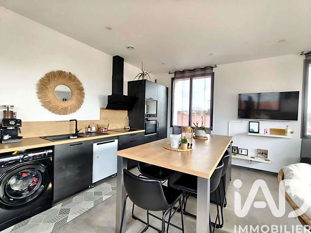 Photo 2 - Commerce à SAINT-ANDRE-LES-VERGERS