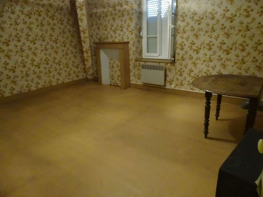 Maison à CHATEAUMEILLANT